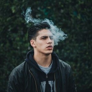 Meet your Posher, Daisey